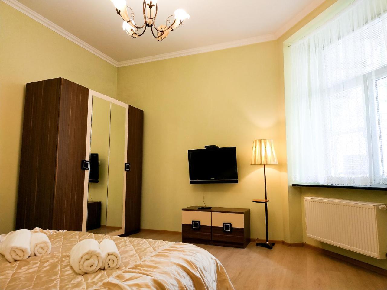 Lviv City Apartment Exterior photo